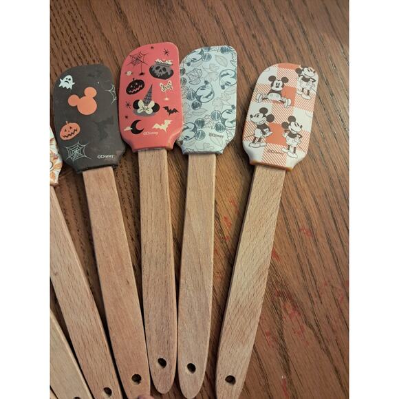 Set of 7 rubber cake icing spreading spatula - Picture 2 of 6